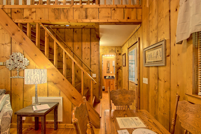 Cabin Rentals in Hiawassee, GA The Retreat at Hiawassee River